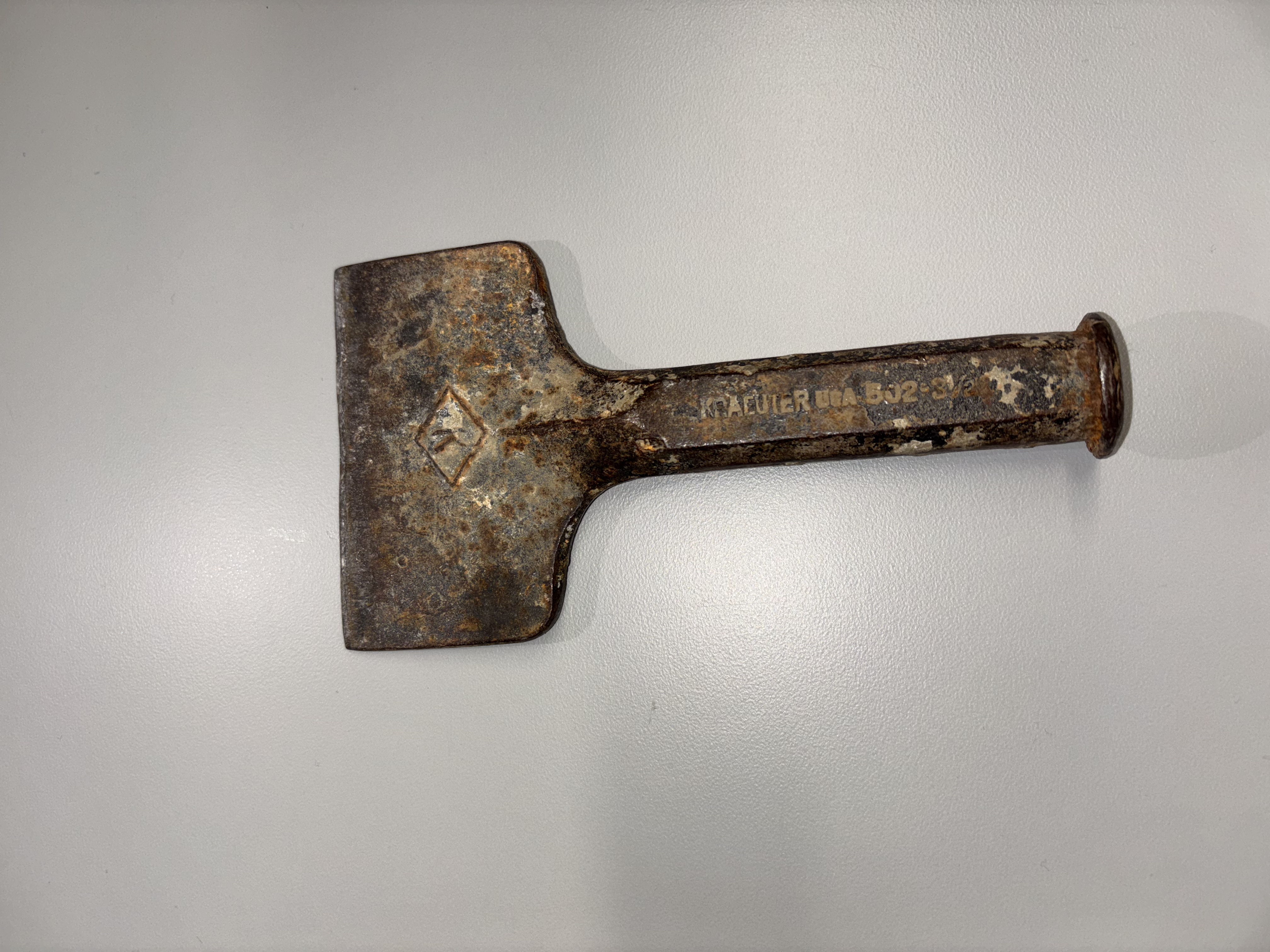 Descriptives:iron <p>Material State:refined <p>Material Plasticity: rigid <p>Material Use: tools <a href='https://www.youtube.com/embed/tgbNymZ7vqY' target='_blank'><p>Project Video Link</p></a>